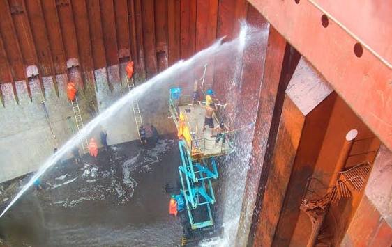Tank Cleaning image